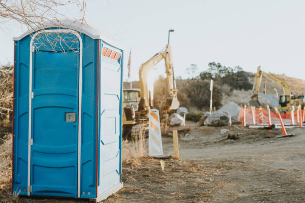 Best Deluxe Portable Toilet Rental in Albion, NY